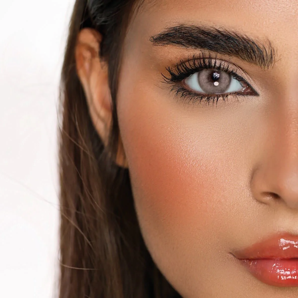 Trending Colored Contact Lenses